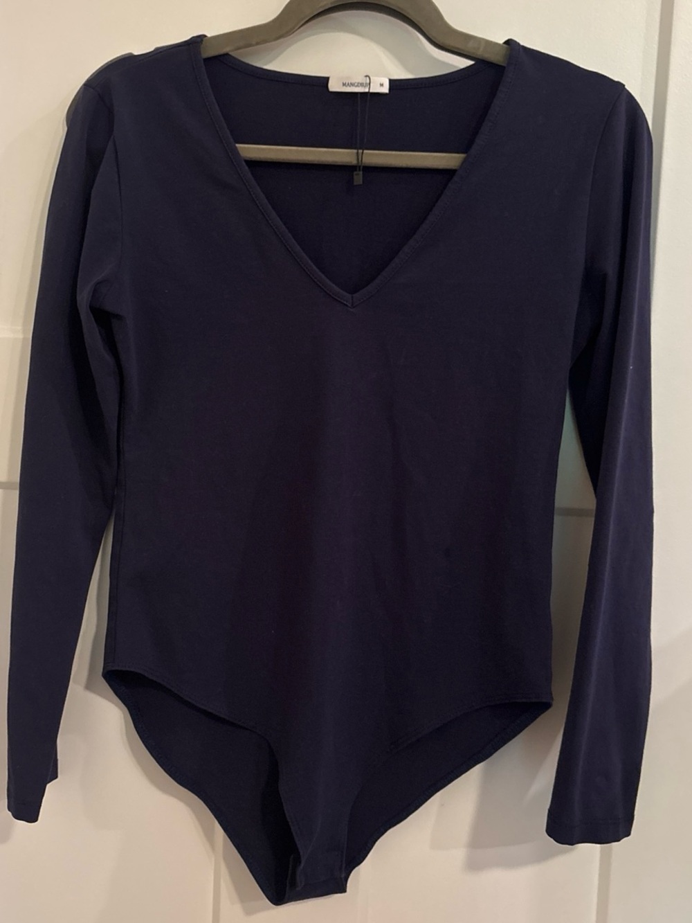 Mangdiup Navy V-Neck Long-Sleeve Bodysuit